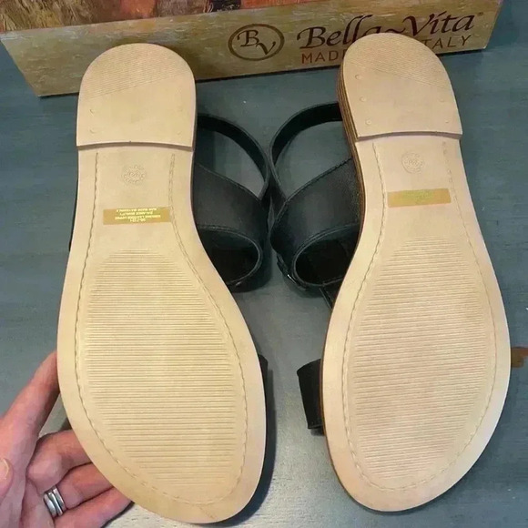 Brand new w/ box! BELLA-VITA Women’s Sandals - Picture 4 of 8
